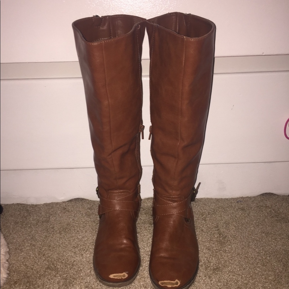 brown mid rise boots